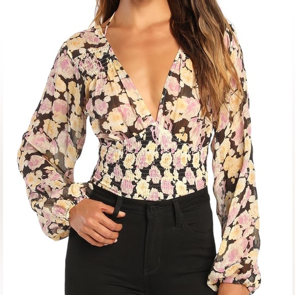 Lulus Romantic Impression Black Floral Smocked Tie Back Cropped Top - M - Picture 15 of 15